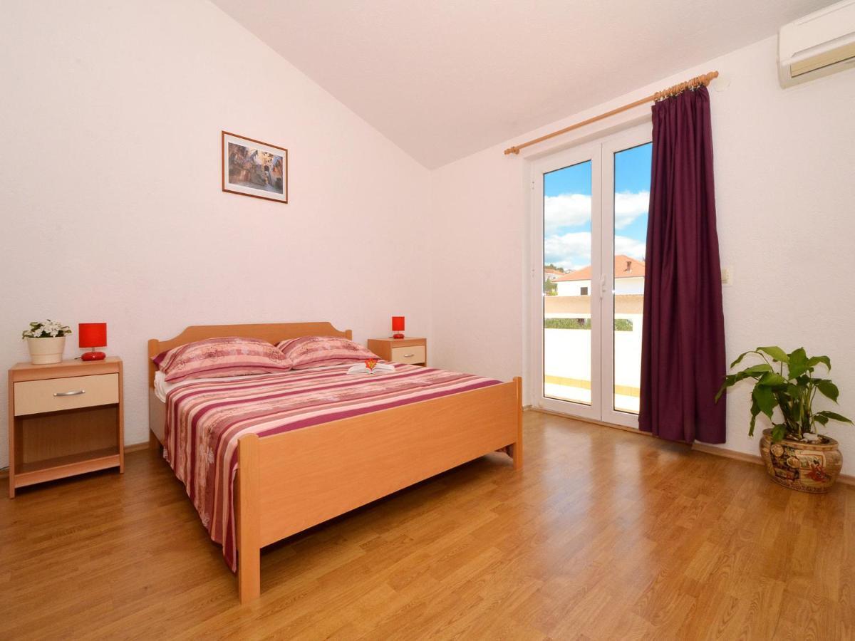 Apartments Zarkovic Trogir Bagian luar foto